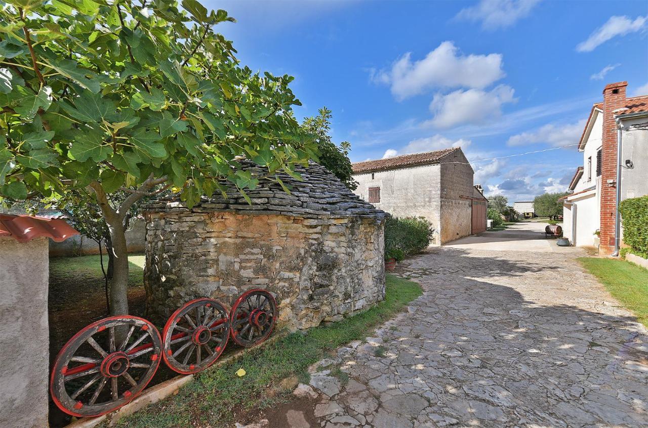 House Monteci 1378 Villa Galizana Bagian luar foto